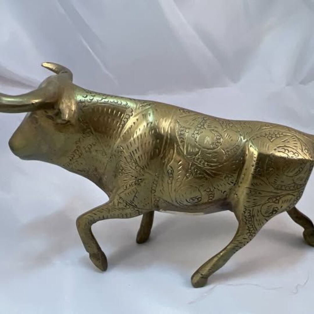 Vintage Hand-Engraved Brass Bull (Toro) Figurine — 1970s, 6" Long